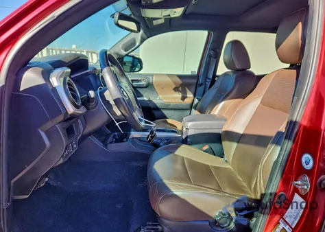 2017 Toyota Tacoma Double Cab z USA, uszkodzony, nr VIN 3TMGZ5AN6HM076827